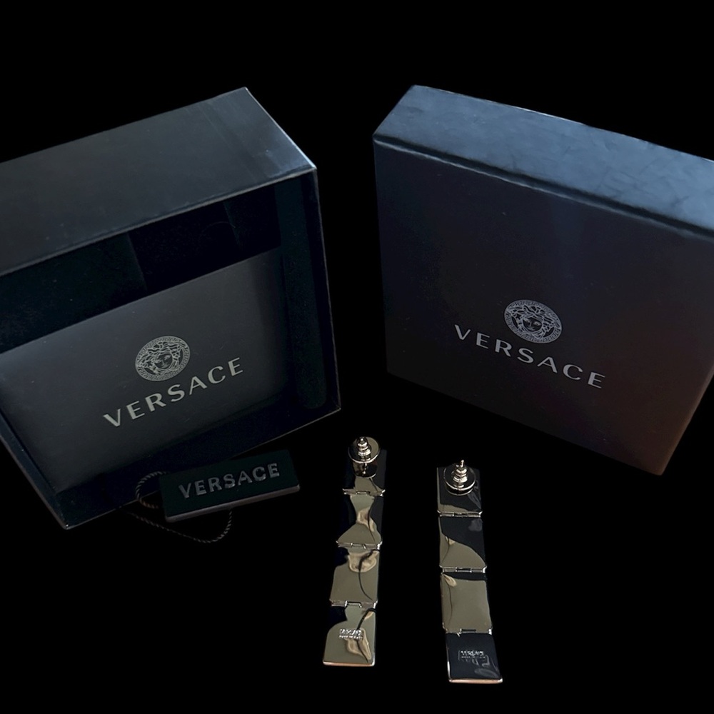 Versace X Dua Lipa Silver dangle earrings! NEW IN BOX - Picture 5 of 6